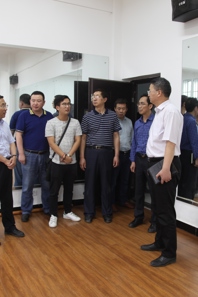 陈士夫校长到快猫视频
调研并现场办公