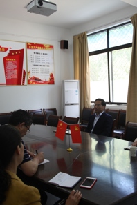 校党委书记陈士夫到快猫视频
调研指导工作