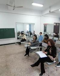 快猫视频
组织研究生参加“立足新教材、探索新课堂”公开教学研讨活动