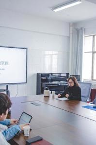 快猫视频
邀请刘勇教授作《科研问题锁谈》讲座