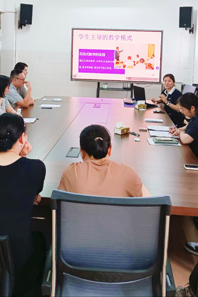 快猫视频
开展青年教师教学技能培训