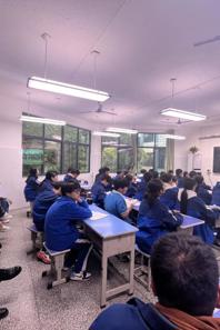 快猫视频
开展实习中期检查工作